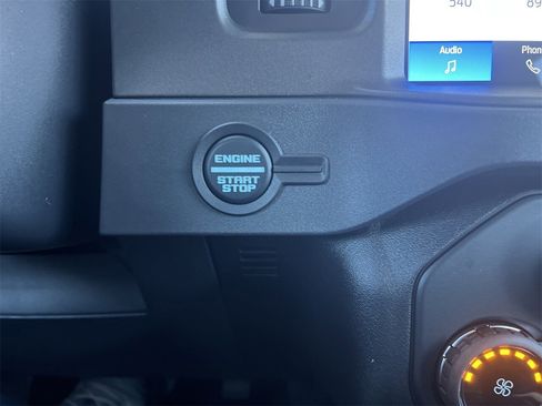 New 2025 Ford Bronco 2-Door image 5