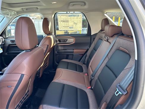 New 2025 Ford Bronco Sport Outer Banks w/ Outer Banks Tech Package+ image 10