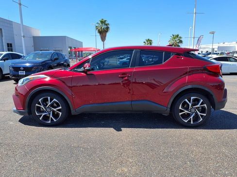 Used 2018 Toyota C-HR XLE FWD image 5