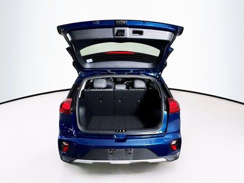 Certified 2021 Kia Niro LX image 23