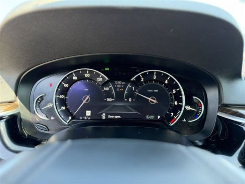 Used 2018 BMW 540i xDrive AWD/4WD image 18