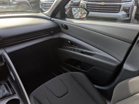 Used 2026 Hyundai Elantra Sport image 17