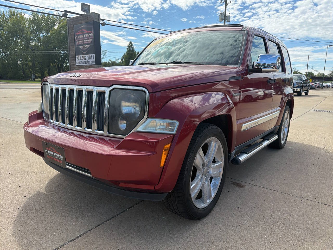 Used 2012 Jeep Liberty Limited Jet w/ Comfort/Convenience Group AWD/4WD image 1