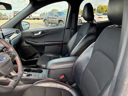 Used 2025 Ford Escape ST-Line Select AWD/4WD image 21