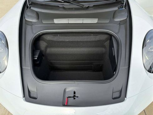 Certified 2026 Porsche 911 Carrera image 29