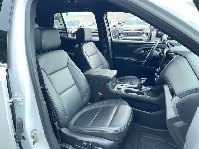 Certified 2023 Chevrolet Traverse LT w/ LPO, Floor Liner Package AWD/4WD image 26