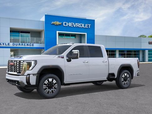 New 2026 GMC Sierra 3500 Denali w/ Denali Reserve Package AWD/4WD image 2
