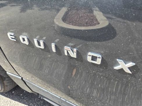 Used 2019 Chevrolet Equinox LT w/ Sun & Navigation Package FWD image 9
