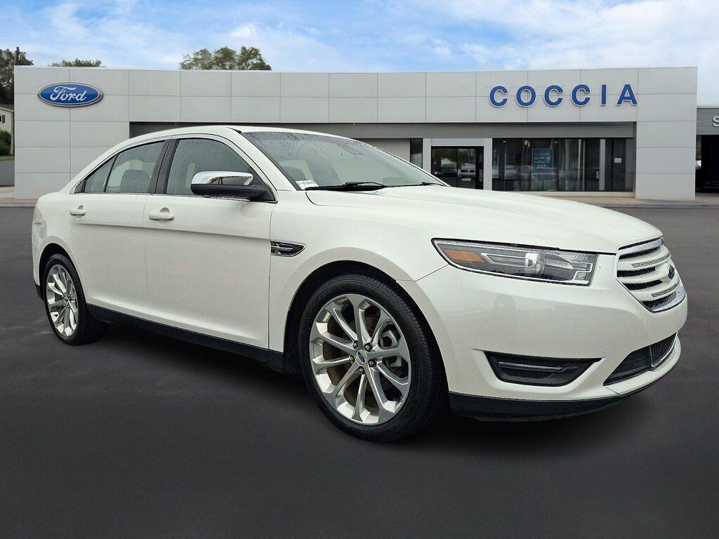 Certified 2018 Ford Taurus Limited AWD/4WD image 3