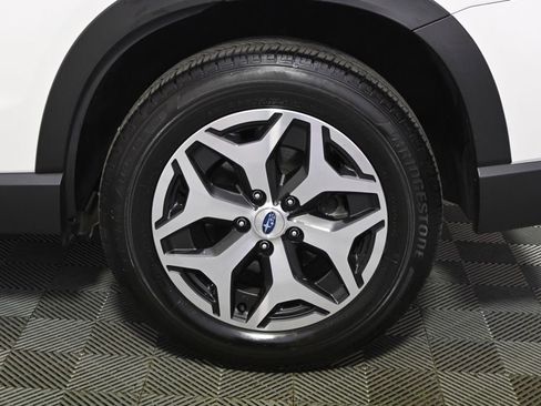 Used 2022 Subaru Forester Premium image 20