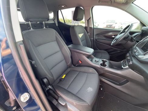 Used 2022 GMC Terrain SLE w/ Driver Convenience Package image 11