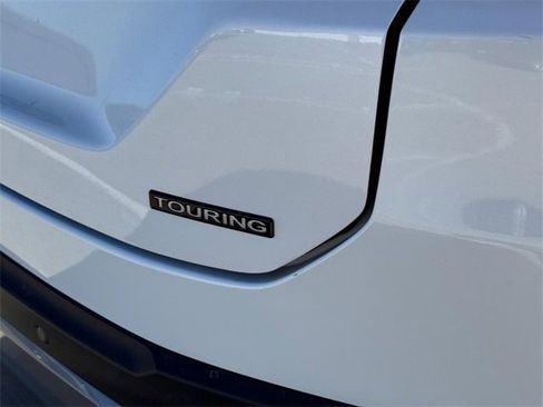 New 2026 Honda Pilot Touring image 4