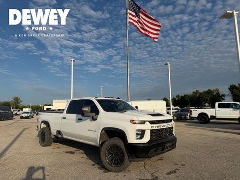 Used 2022 Chevrolet Silverado 2500 Custom w/ Custom Value Package AWD/4WD image 1