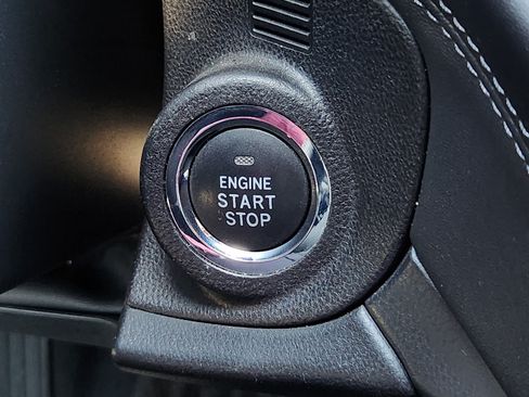 Used 2023 Subaru Outback Limited AWD/4WD image 19