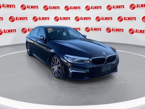 Used 2018 BMW M550i xDrive image 2