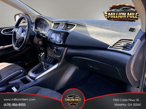 Used 2018 Nissan Sentra SV FWD image 19
