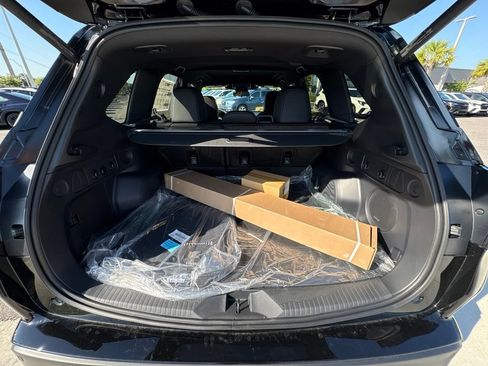 New 2026 Subaru Forester Touring AWD/4WD image 18