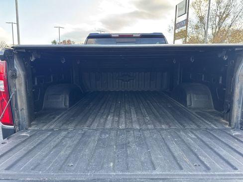 Used 2019 Chevrolet Silverado 1500 RST image 25