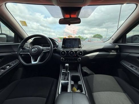 Used 2024 Nissan Sentra SV FWD image 24