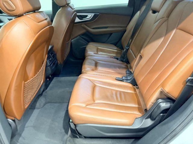 Used 2018 Audi Q7 2.0T Premium Plus w/ Premium Plus Package AWD/4WD image 47