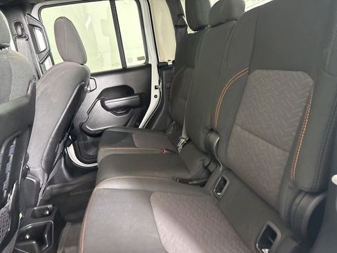 Used 2023 Jeep Gladiator Mojave w/ Trailer Tow Package image 21