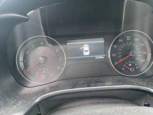 Used 2024 Kia Forte GT-Line w/ GT-Line Premium Package image 9