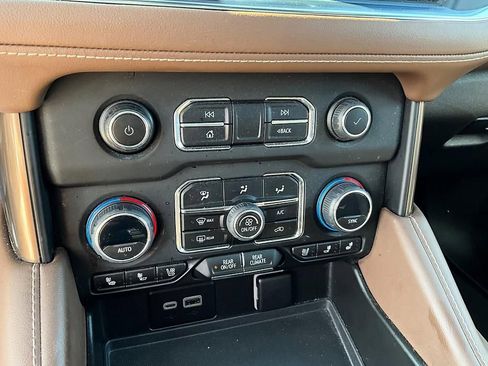 Used 2023 Chevrolet Tahoe High Country AWD/4WD image 25