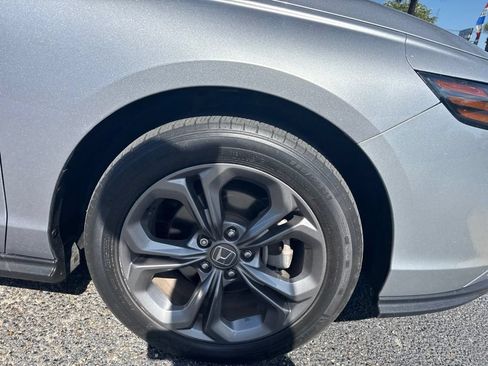 Used 2023 Honda Accord EX image 10