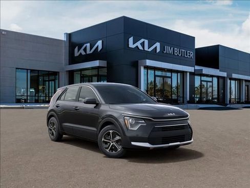 New 2026 Kia Niro LX FWD image 8