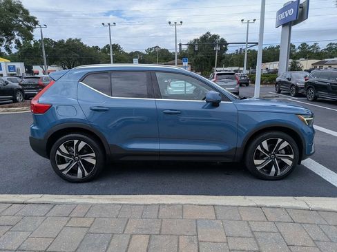 Certified 2023 Volvo XC40 B4 Plus w/ Protection Package Premier FWD image 7