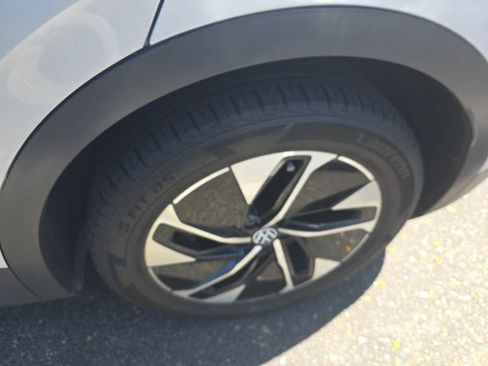 Used 2022 Volkswagen ID.4 Pro S image 5