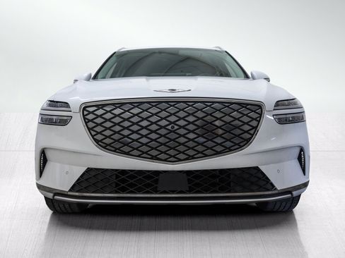 Used 2024 Genesis Electrified GV70 AWD/4WD image 2