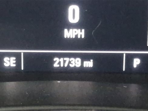 Certified 2021 Chevrolet Equinox LS image 17