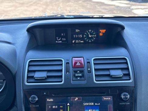 Used 2017 Subaru Forester 2.5i Premium w/ All-Weather Package image 10