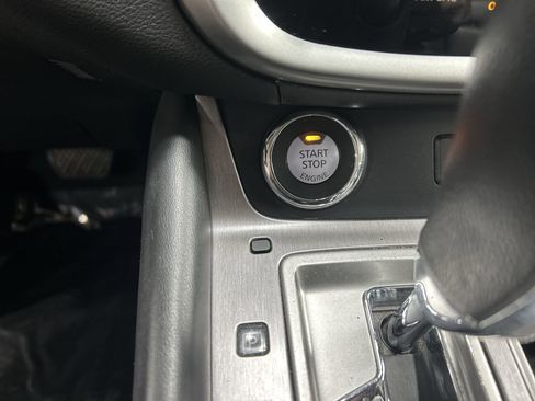 Used 2023 Nissan Murano SV w/ SV Midnight Edition Package image 18