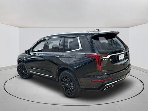 Certified 2024 Cadillac XT6 Luxury AWD/4WD image 3