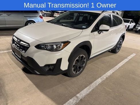 Certified 2023 Subaru Crosstrek 2.0i Premium image 1