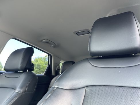 Used 2023 Kia Sportage EX AWD/4WD image 9