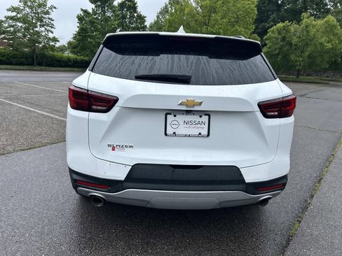 Used 2024 Chevrolet Blazer LT w/ Convenience Package FWD image 6