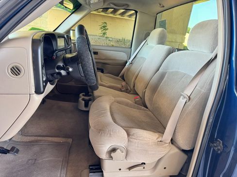 Used 2001 Chevrolet Silverado 1500 LS RWD image 11
