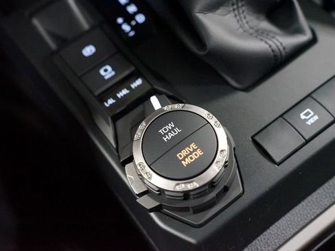 New 2026 Toyota 4Runner Limited image 25