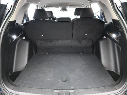 Used 2024 Honda CR-V LX image 16