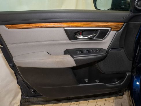 Used 2017 Honda CR-V EX image 12