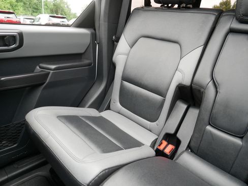 Used 2024 Ford Bronco Black Diamond AWD/4WD image 12