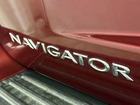 Used 2015 Lincoln Navigator 4WD w/ Equipment Group 101A Reserve image 32