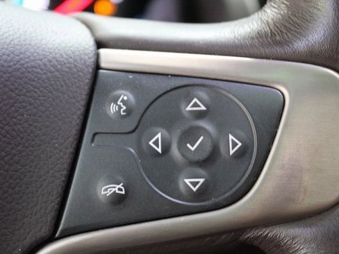 Used 2018 GMC Yukon XL Denali image 18