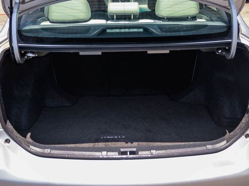 Used 2013 Toyota Corolla L FWD image 25