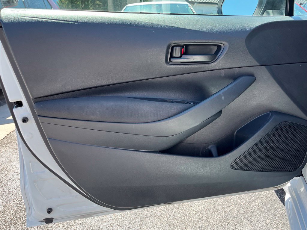 Used 2023 Toyota Corolla LE FWD image 15