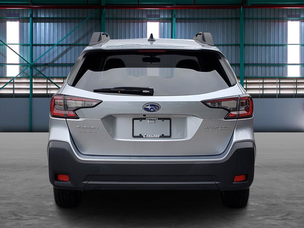 Used 2024 Subaru Outback Premium AWD/4WD image 4