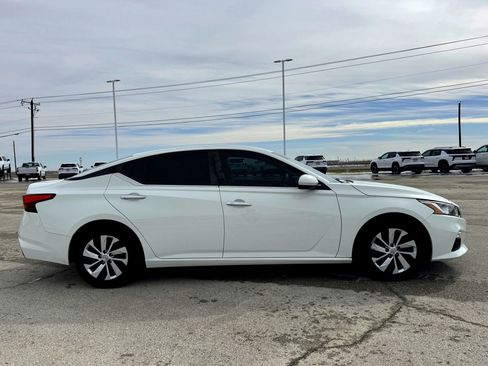 Used 2019 Nissan Altima 2.5 S image 5